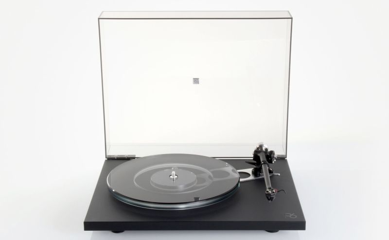 Rega Planar 6 Turntable