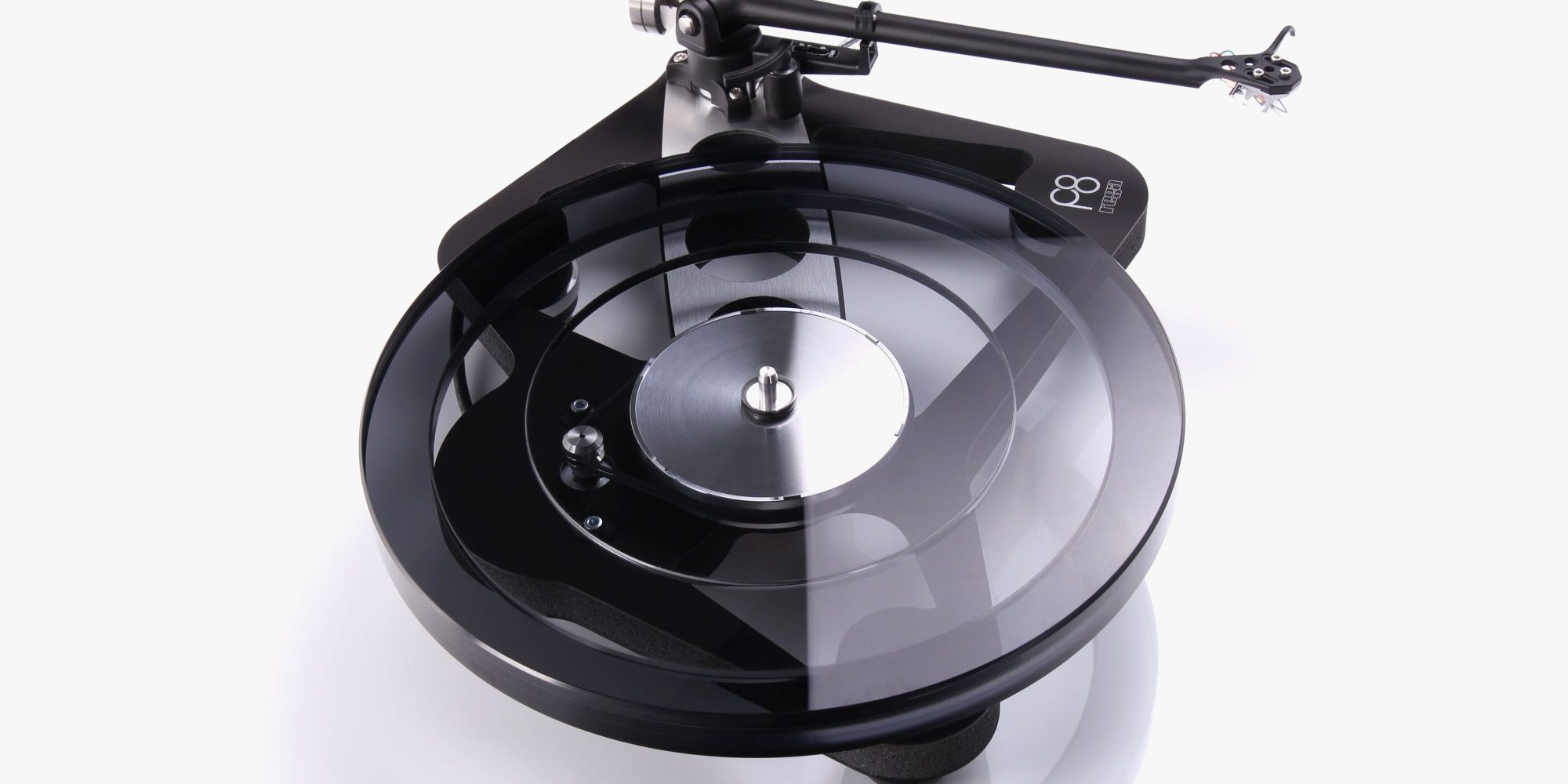 Rega Planar 8 Turntable